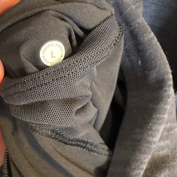 LuLuLemon Dark Grey Tech Hoodie Men’s Size L - Picture 5 of 5